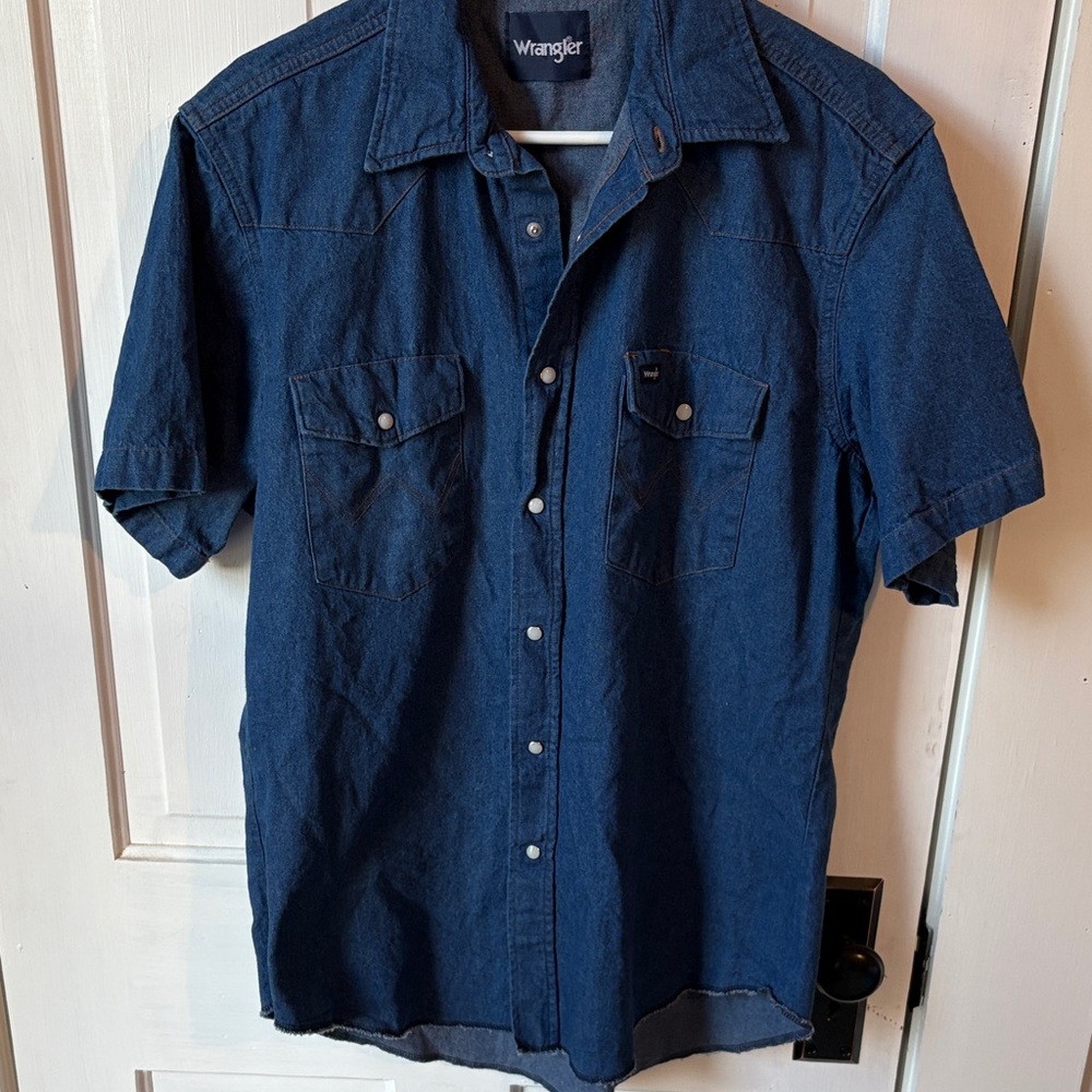 Wrangler Men's Dark‎ Blue Casual Shirt